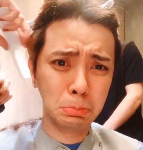 亚洲舞王罗志祥剪发上热搜表情里外全是戏短发惊艳网友