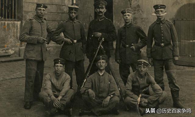 20世纪初,少量的非洲黑人部署在德国本土,成为音乐兵团的一员