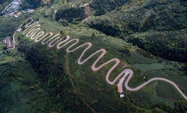 中国"掰弯"的公路,7公里68个弯道,"天下第一弯"不是吹的