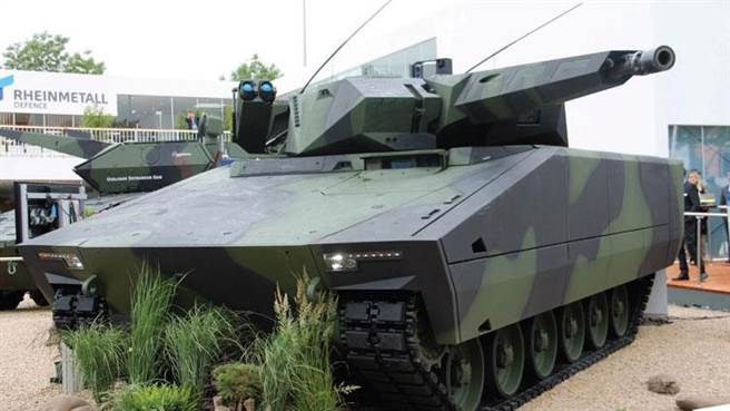 韩军工厂商推出as21红蜘蛛步兵战车,获澳洲订单!