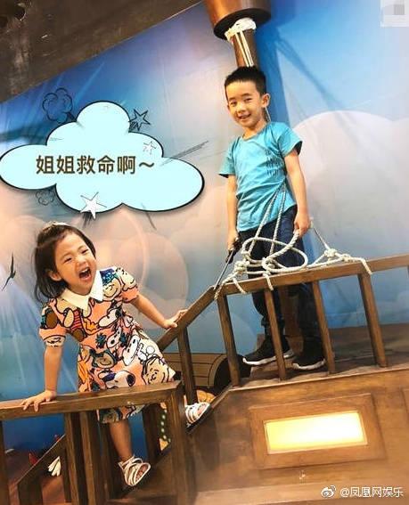 应采儿晒jasper小泡芙聚会照,但网友却担心jasper认不出小泡芙