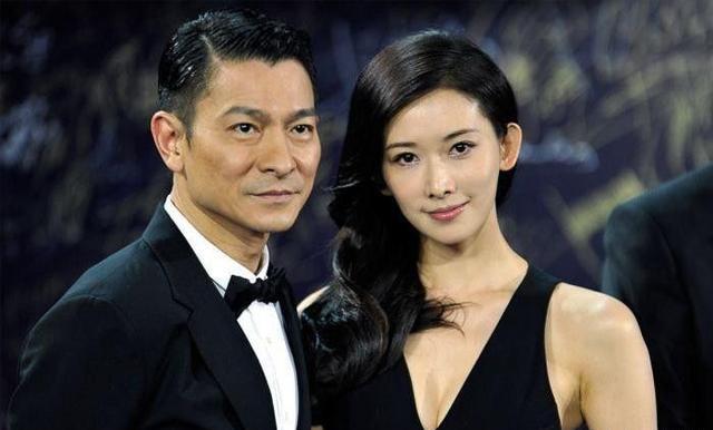 刘德华失声落泪,女明星挺他却被网友骂了,发完秒删