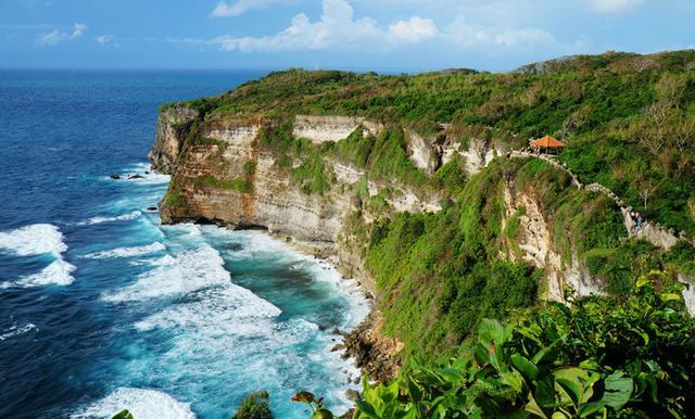 名气大的让人们忘记了它所属的国家|海神庙|库塔|巴厘岛_新浪新闻