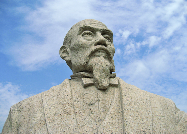 她是一代大师丈夫无义另娶名流知己爱上她她为何坚持说不