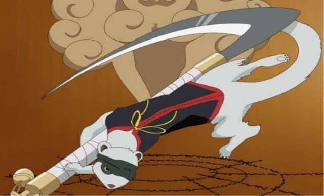 火影里拿过锁镰的角色老年斑用来当拐杖而他用来伐木