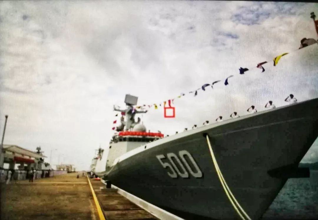 中国三代咸宁舰两艘是国产战舰一艘是正宗的意大利货