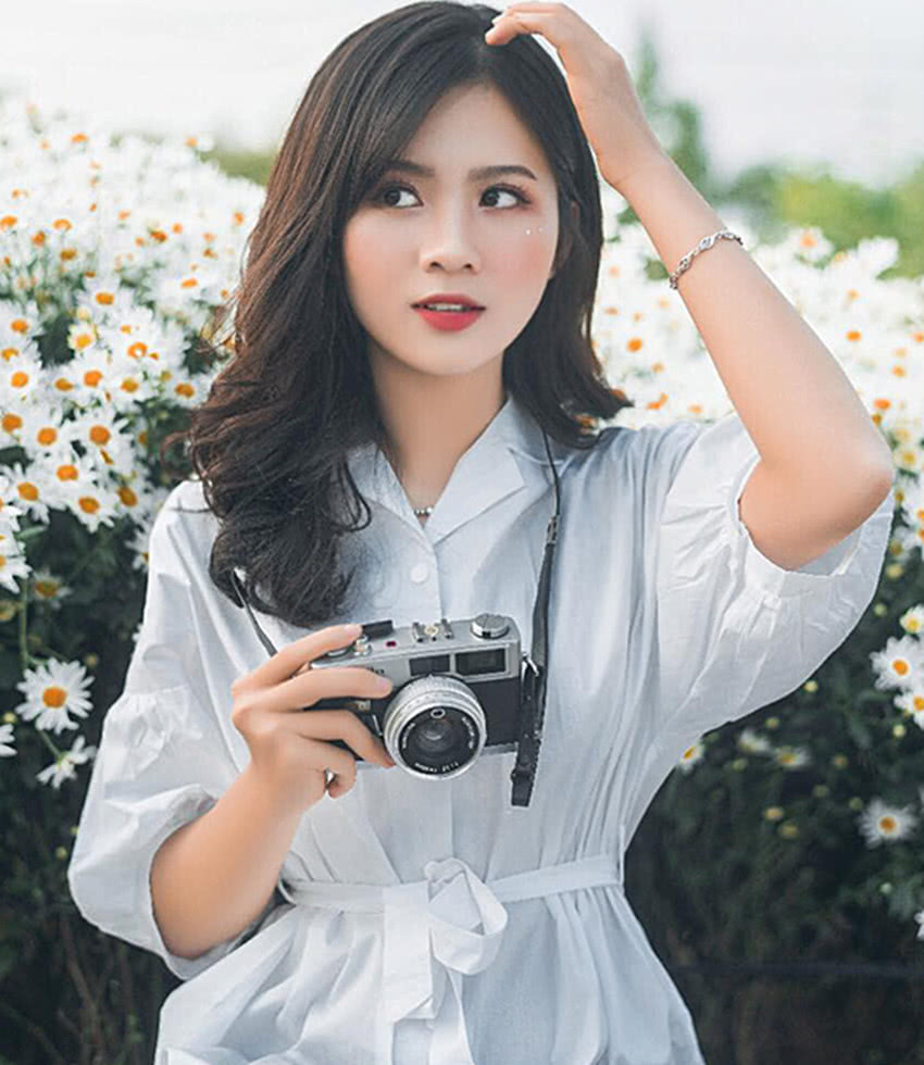 17歲女高中生因一張照片走紅,網友評價:天生的美人胚子