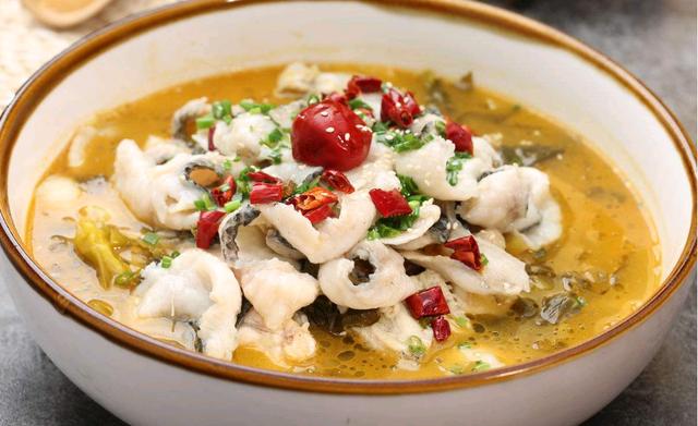 酸菜鱼片加工时注意这三个小窍门 所以鱼片菜这么好吃