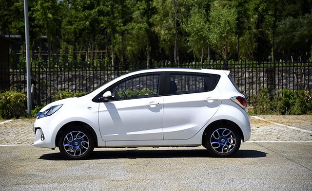 别看我小我还跑的远!长安奔奔ev360到底值不值6万块?