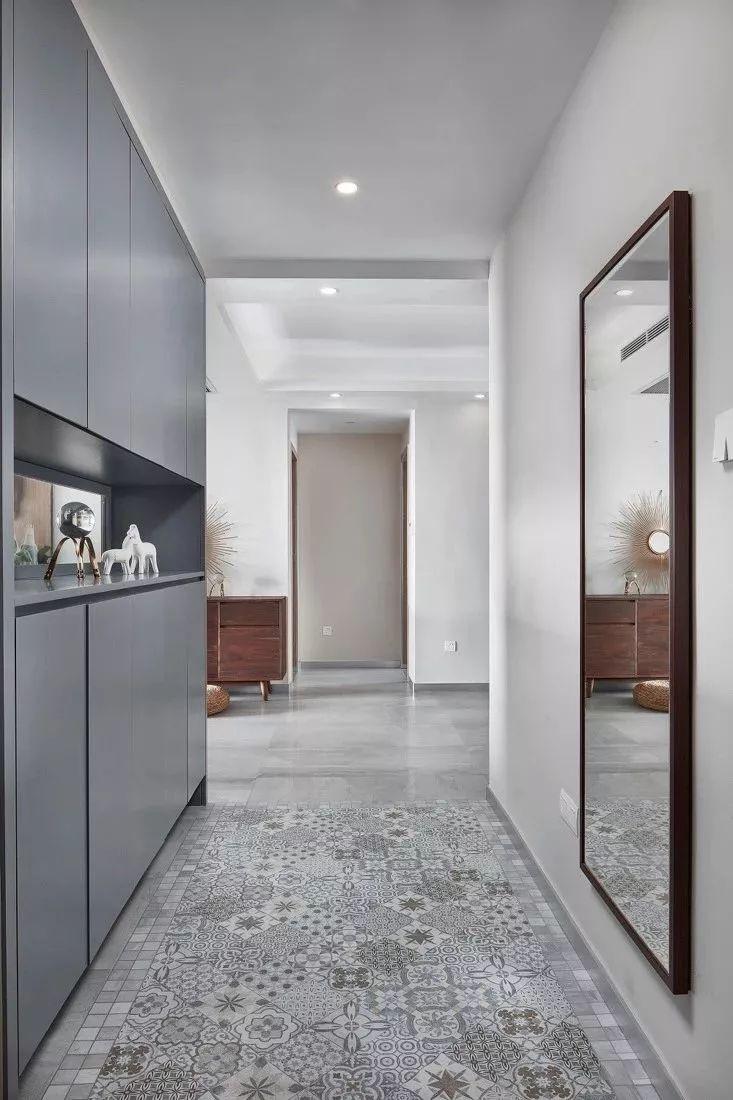玄关铺地砖年轻人喜欢这样的设计方案