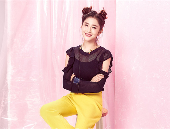 何炅栀子花开里的李心艾颜值够高气质够美