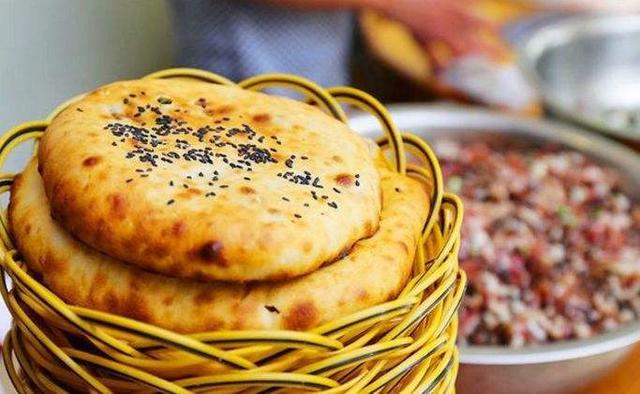 6种“闻名中国”的饼子,吃过四种就是有钱人,已走遍大半个中国