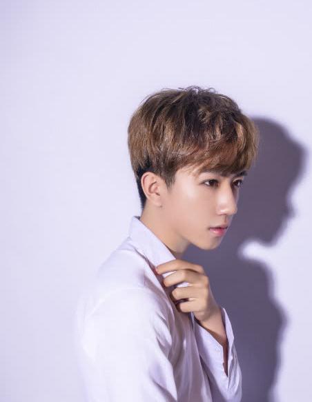 变形计:城市主人公张迪大变形,回农村看望家人一举动暴露人品