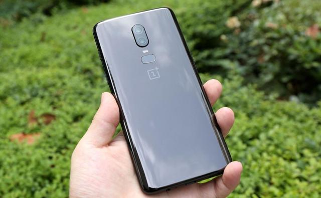 一加7确认骁龙855四摄屏下指纹背部撞脸诺基亚