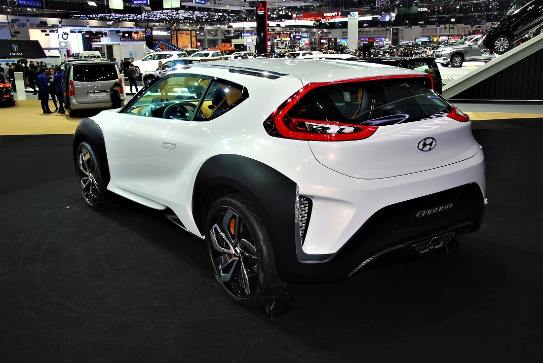 在车辆的内饰上现代enduro还是相当引人注意的,拥有太多的时尚性的