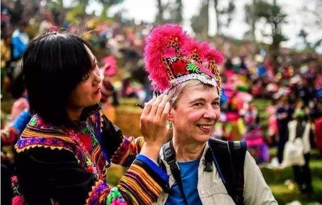 来中国旅游外国人越来越少,外国游客一针见血,网友:扎心了!