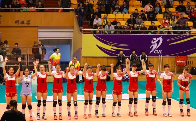 郎平看了心酸,女排联赛新赛季门票白菜价,只要