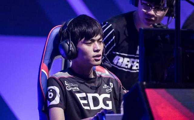 阿光冲冠一怒为edg准备约架毒奶管泽元