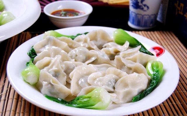 猪肉芹菜馅饺子