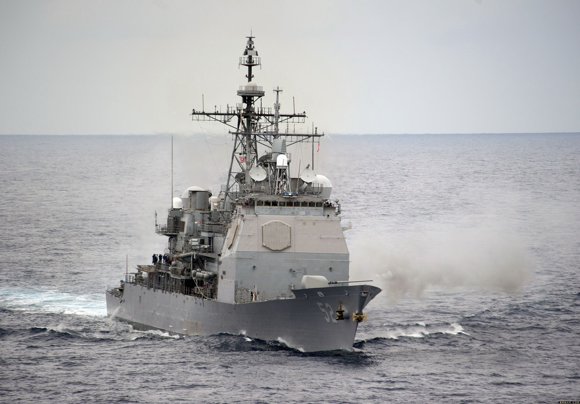 美国计划退役6艘巡洋舰是因055大驱服役被迫做出的选择