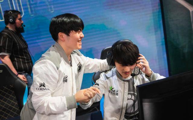 《英雄联盟》半决赛:ig速攻火力全开,theshy此战封神