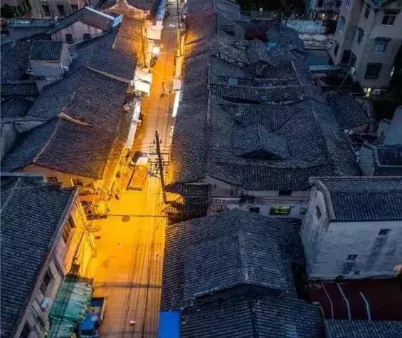 在玉环有个凝固了时光地方叫楚门老街