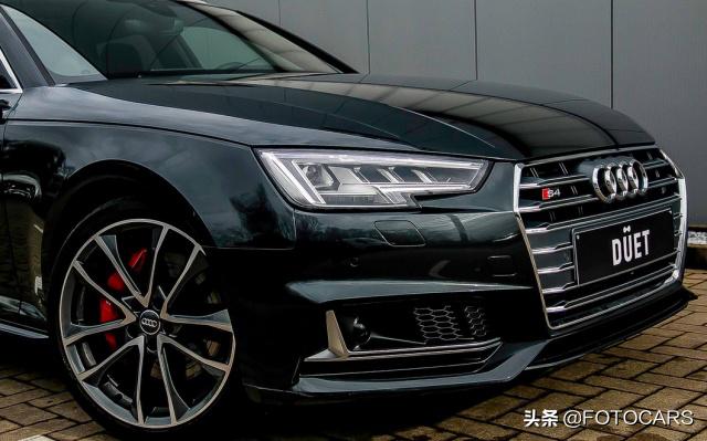 实拍| 奥迪s4 avant 黑化版,美貌与才华集聚一身的黑武士