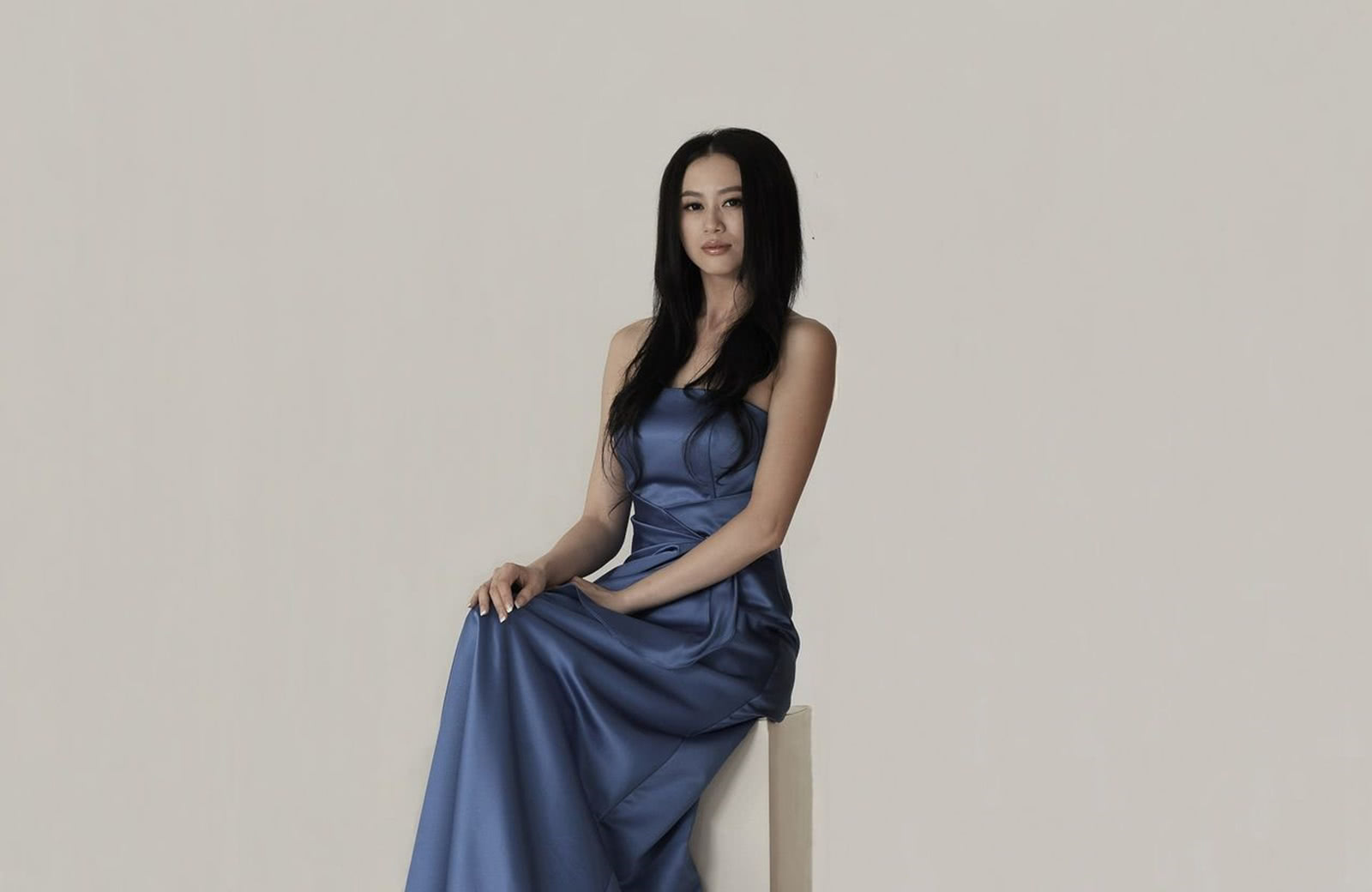 曾是体操运动员退役后转型当演员却因性格沦落到无戏可拍