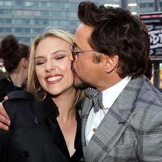 不管是谁都要亲一口的钢铁侠,放开那个绯红女巫!