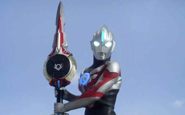 耍剑姿势最帅的七位奥特曼欧布用剑变身捷德为所欲为