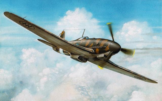 二战中炫酷的战斗机彩色桌面级高清大图看的好过瘾