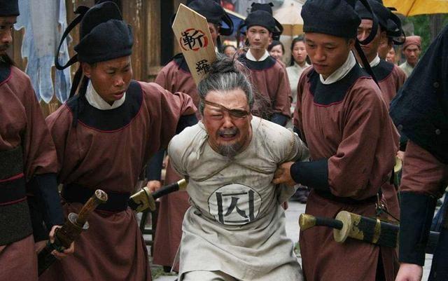 族刑有着一个更通俗易懂,较为常见的称呼:株连九族.