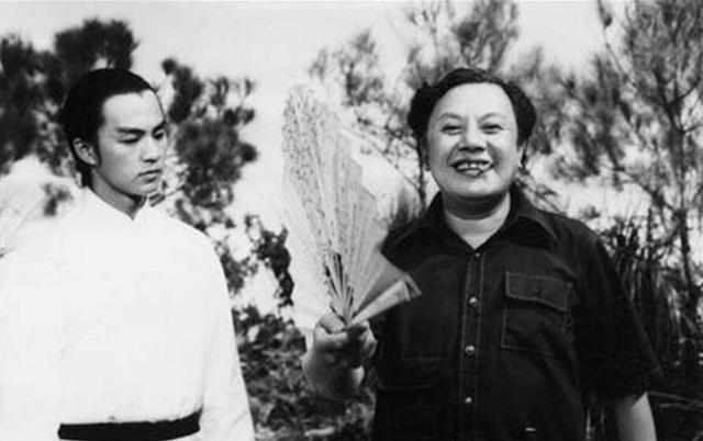 新武侠电影的开拓者:张彻导演及其“阳刚美学”|独臂刀|张彻|电影_新浪新闻