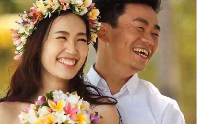 王宝强张雨绮互相吐槽还尬聊到睡着,网友:都遭前任背叛却没共鸣