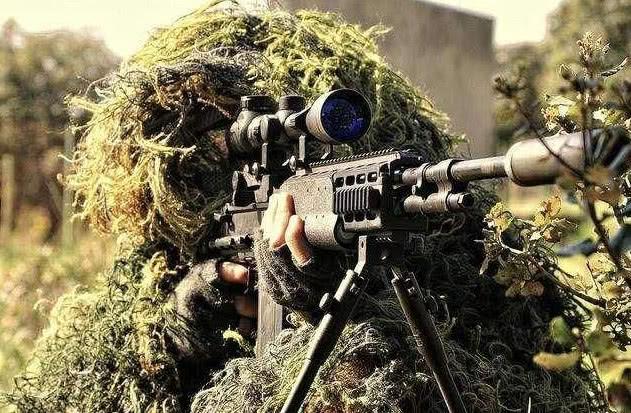 真实战场上狙击手的存在,对于敌人来说,就相当于看不见的杀手,他们