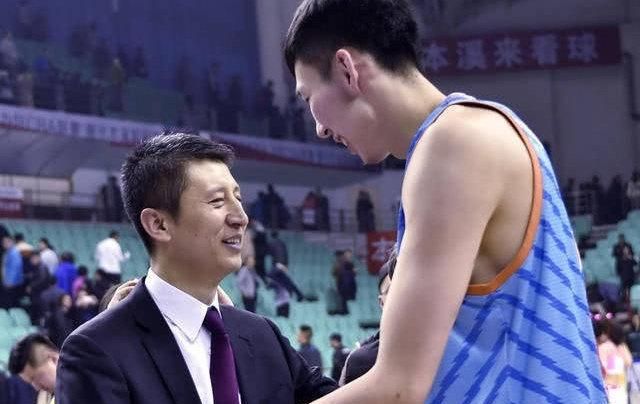 网曝周琦一月前已签约辽宁!辽宁两次否认签约