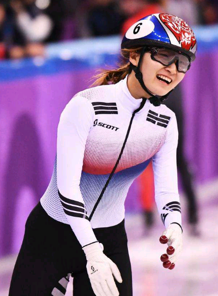 韩国短道速滑遭遇滑铁卢!男队犯规被取消成绩 女队摔倒丢金