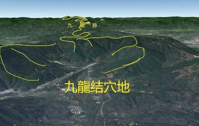 此人祖坟冒青烟中了状元提笔给皇上写绝字没多久皇帝死了
