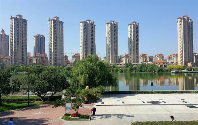 这个县位于联动半岛的内地,是我国最具投资潜力中小城市,它就是海城!