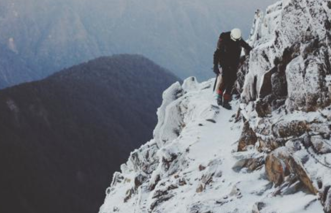 台湾最高峰玉山又下雪了,布农族与邹族的圣山,比日本富士山还高|玉山|富士山|布农_新浪新闻