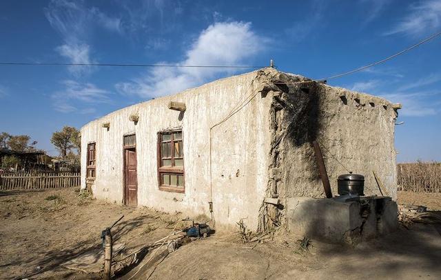 我国最后的一个沙漠村庄,与世隔绝数千年,被外国人发现