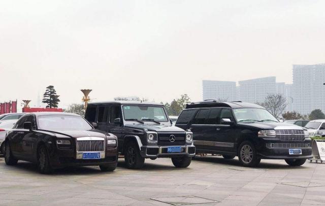 中国最有钱的县,豪车和别墅随处可见,广东也没这么大气派