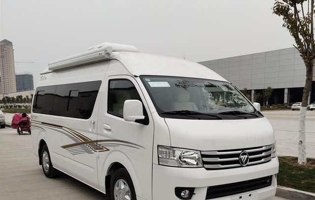 打工一族也买得起的房车,15万多,大床 独立厨卫,c照就可以