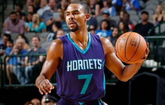 深圳逆转北京完成史诗大翻盘,拉蒙·塞申斯白跑一趟