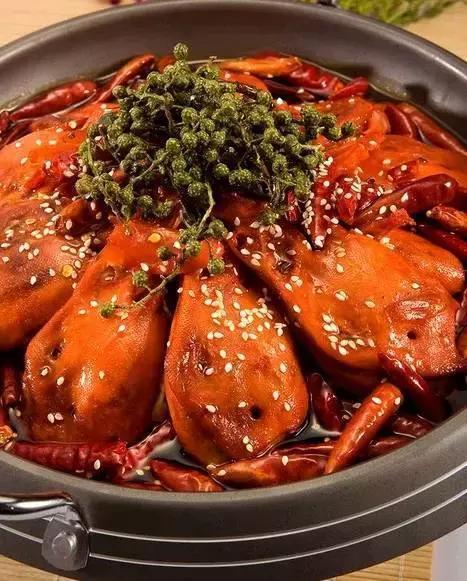 第2道菜:奇香干锅辣鸭头