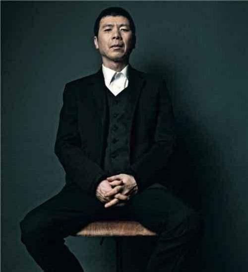 王中军王中磊两兄弟质押华谊全部股权,袁立:跑