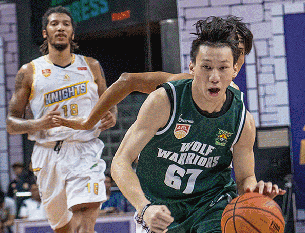 钟显超迎abl联赛首秀,因综艺节目圈粉无数,被誉佛山林书豪