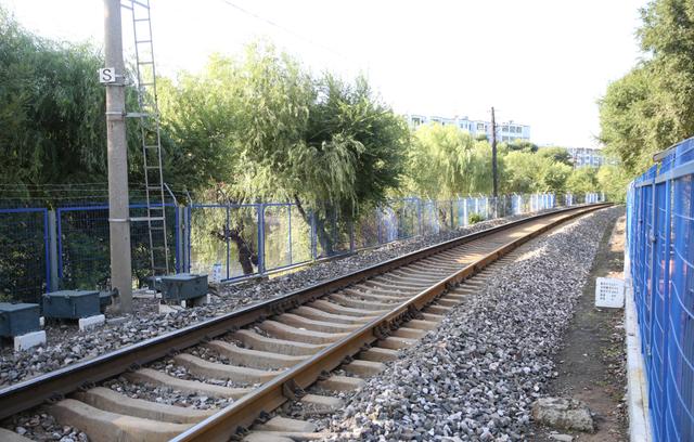 坐落在吉林市一个公园内的火车道,历史由来已久,见证城市进步