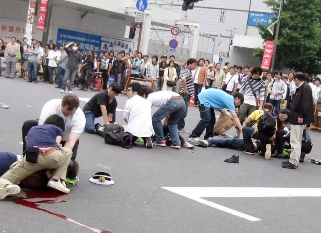 无差别社会截杀 给日本的安宁环境蒙上了阴影 手机新浪网 无差别社会截杀 给日本的安宁环境蒙上了阴影 手机新浪网
