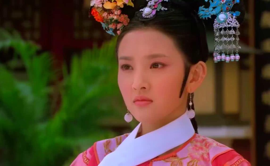 她12岁出嫁,努尔哈赤见她第一眼就被她迷住,最后下场却很凄惨